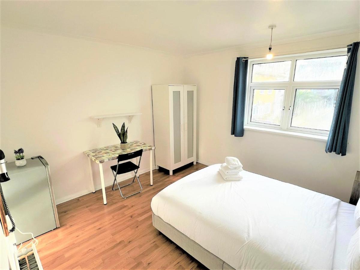Stepney Green Comfy Double Bed 14 Affittacamere *